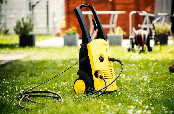 Best Fence Cleaning  in Fruitport, MI